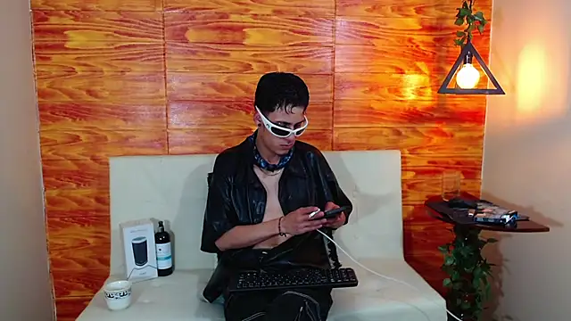 Snapshot of Bastiaan_28 chatting on 03/08/25, 08:33 Bastiaan 28 online show from 03/08/25, 08:33