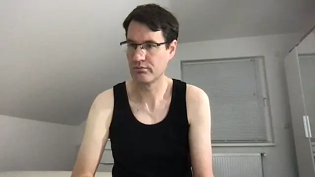 zxzx cam1 online show from 01/06/26, 05:17