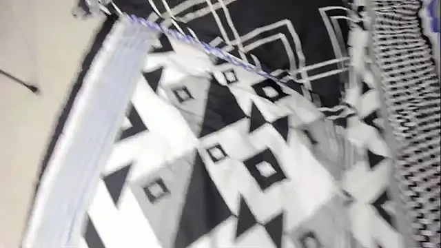 Valentine petite1 online show from 10/12/25, 11:06