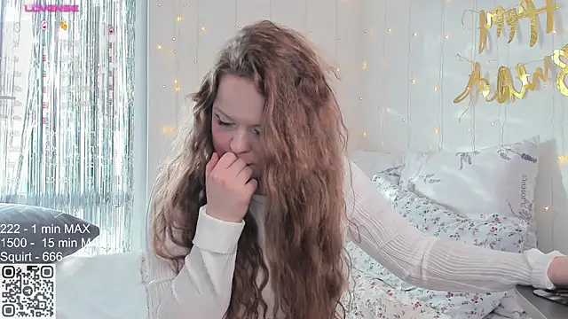 HANNA MONTANAS online show from 03/21/25, 02:18