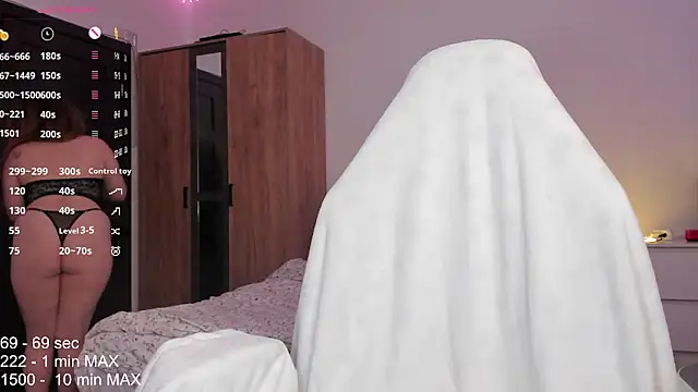 HANNA MONTANAS online show from 11/01/25, 01:27