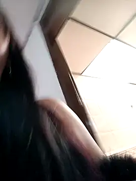 Snapshot of alondraabrown chatting on 10/14/25, 02:39 alondraabrown online show from 10/14/25, 02:39