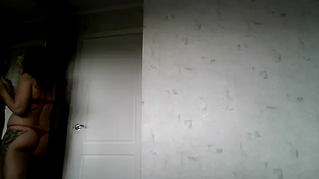 AngelinaLove28 online show from 05/18/26, 08:19