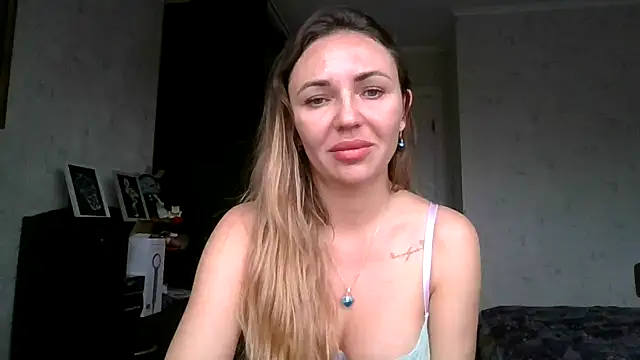 AngelinaLove28 online show from 11/19/25, 07:08