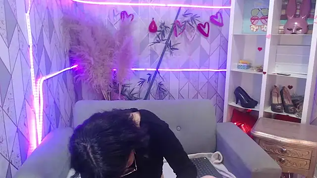 charlottemoonxz online show from 09/17/25, 06:54