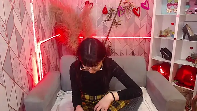 charlottemoonxz online show from 09/28/25, 07:10