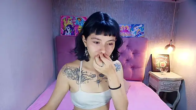 charlottemoonxz online show from 07/16/26, 05:32