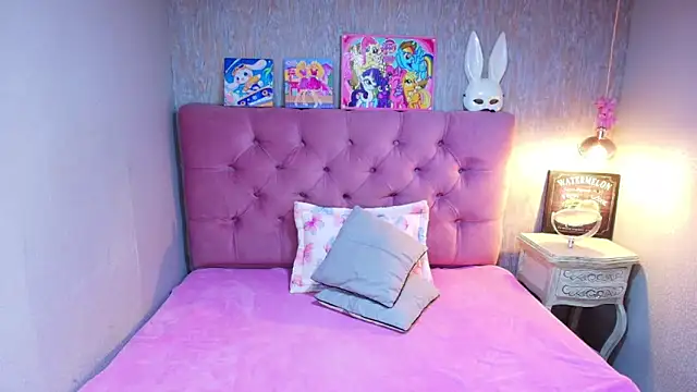 charlottemoonxz online show from 04/28/26, 06:12