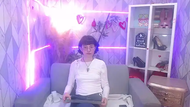 charlottemoonxz online show from 11/07/25, 08:02