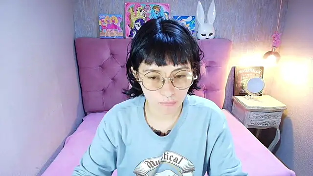 charlottemoonxz online show from 03/31/26, 06:43