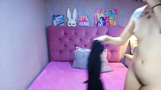 charlottemoonxz online show from 05/21/26, 06:16