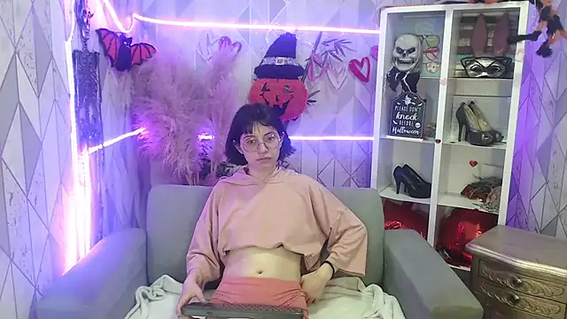 charlottemoonxz online show from 10/24/25, 05:56