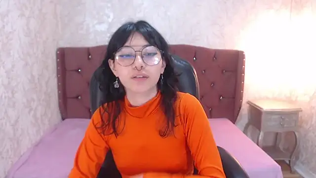 charlottemoonxz online show from 02/28/25, 09:01