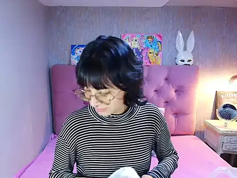 charlottemoonxz online show from 04/23/26, 06:09