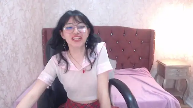 charlottemoonxz online show from 02/26/25, 03:21