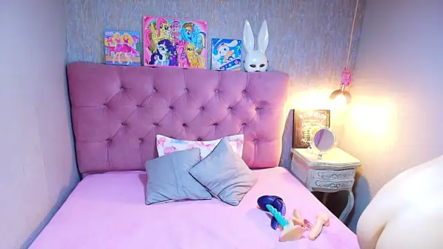 charlottemoonxz online show from 03/28/26, 01:12