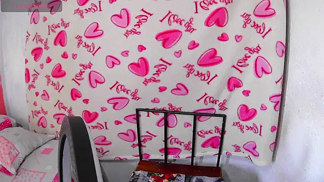 lynieh- online show from 09/25/25, 08:59