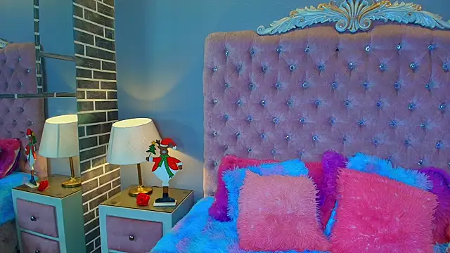 AdelaineBest online show from 12/17/25, 05:34