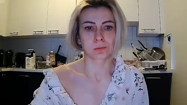 Snapshot of anechka1 chatting on 02/26/25, 12:05 anechka1 online show from 02/26/25, 12:05