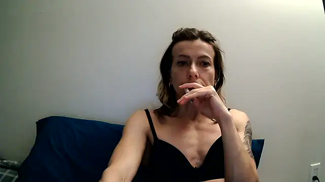 Snapshot of anechka1 chatting on 06/19/26, 01:44 anechka1 online show from 06/19/26, 01:44