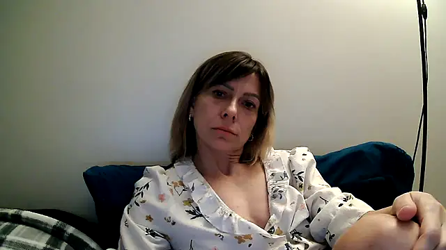 Snapshot of anechka1 chatting on 02/03/26, 02:00 anechka1 online show from 02/03/26, 02:00