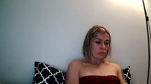 Snapshot of anechka1 chatting on 10/07/25, 03:35 anechka1 online show from 10/07/25, 03:35