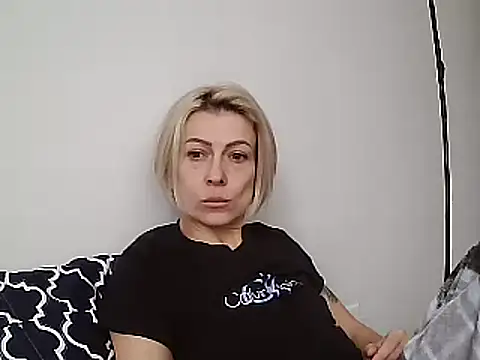 Snapshot of anechka1 chatting on 02/07/25, 02:04 anechka1 online show from 02/07/25, 02:04