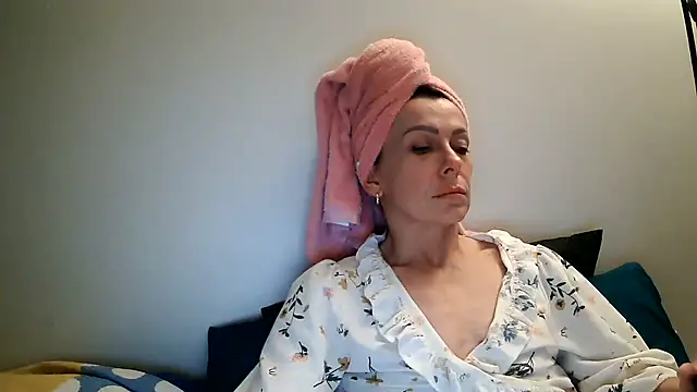 anechka1 online show from 06/07/26, 02:39
