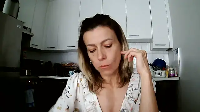 Snapshot of anechka1 chatting on 06/07/26, 02:44 anechka1 online show from 06/07/26, 02:44