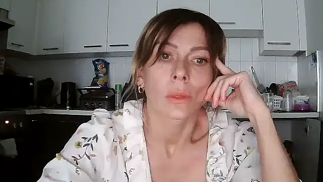 anechka1 online show from 05/01/26, 10:04