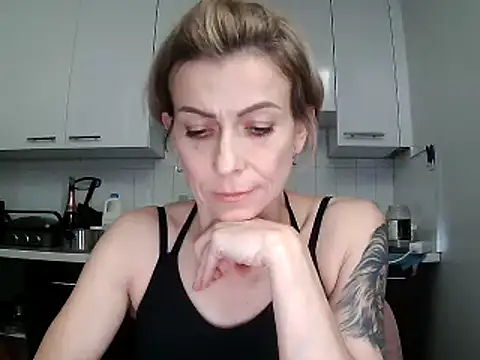 Snapshot of anechka1 chatting on 12/02/24, 09:34 anechka1 online show from 12/02/24, 09:34