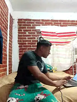 Cris ale1218 online show from 11/19/25, 05:07