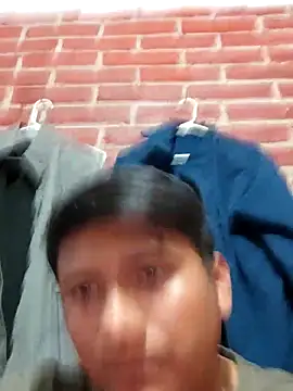 Cris ale1218 online show from 11/11/25, 05:02