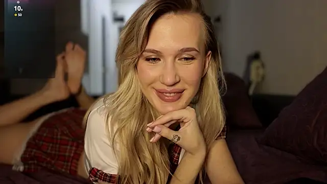 lluna drug online show from 11/23/25, 10:58