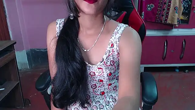 Angel Alison  online show from 02/14/25, 05:25