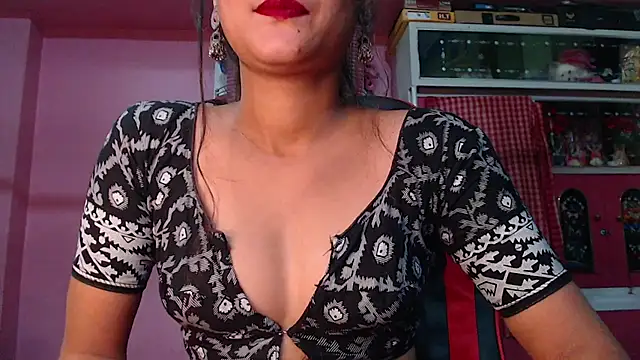 Angel Alison  online show from 12/18/24, 06:25