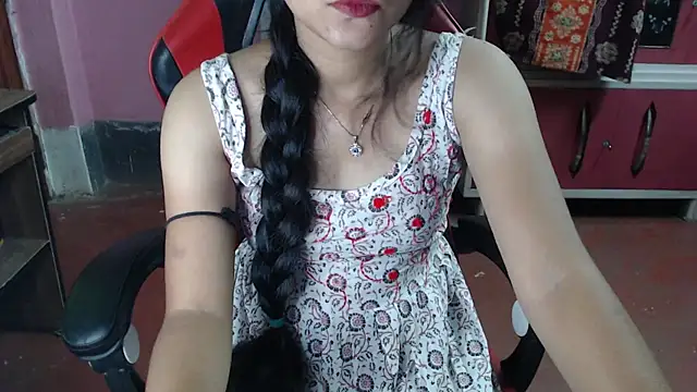 Angel Alison  online show from 05/18/26, 06:34