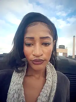 GoddessVee online show from 04/12/26, 04:27