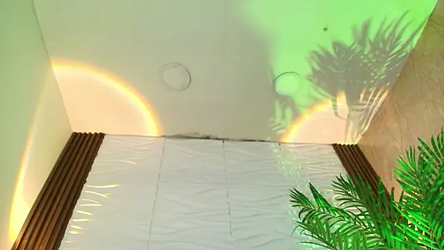 Snapshot of kimberly_Gonzalez1 chatting on 11/12/25, 08:56 kimberly Gonzalez1 online show from 11/12/25, 08:56