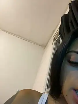 Snapshot of canderodrig777 chatting on 03/21/25, 11:45 canderodrig777 online show from 03/21/25, 11:45