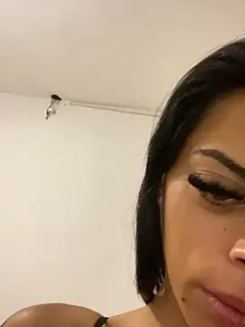 Snapshot of canderodrig777 chatting on 01/11/25, 01:32 canderodrig777 online show from 01/11/25, 01:32