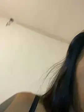 Snapshot of canderodrig777 chatting on 03/02/25, 12:31 canderodrig777 online show from 03/02/25, 12:31