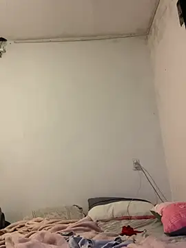 Snapshot of canderodrig777 chatting on 12/31/24, 12:57 canderodrig777 online show from 12/31/24, 12:57