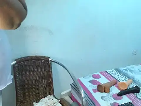 Sharonevans1 online show from 12/13/24, 09:24