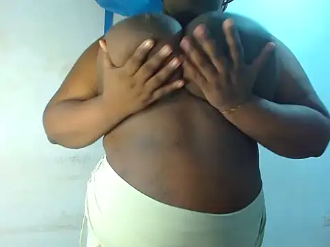 Sharonevans1 online show from 01/19/25, 01:32