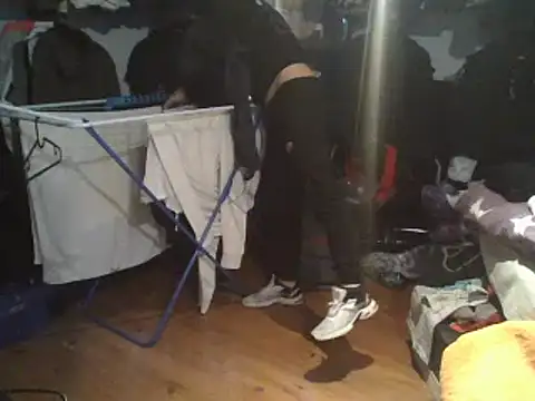 0815lukas2024 online show from 03/08/25, 05:49