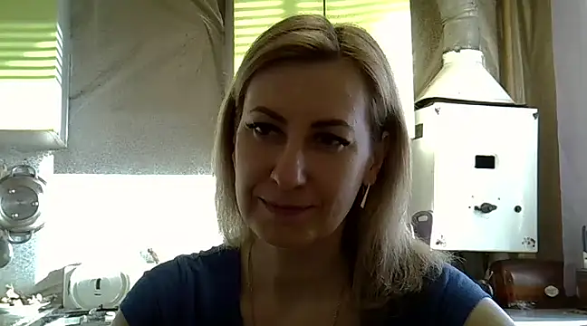 Snapshot of AshleyXHoney chatting on 01/21/25, 06:54 AshleyXHoney online show from 01/21/25, 06:54