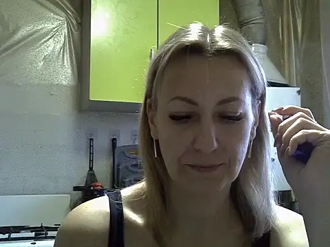 AshleyXHoney online show from 11/10/25, 06:51