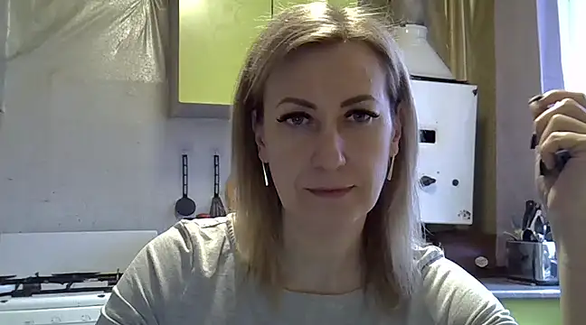 Snapshot of AshleyXHoney chatting on 01/28/25, 07:32 AshleyXHoney online show from 01/28/25, 07:32