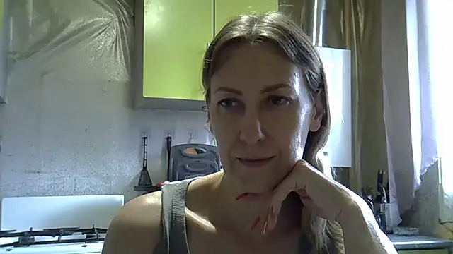 Snapshot of AshleyXHoney chatting on 06/16/26, 08:03 AshleyXHoney online show from 06/16/26, 08:03